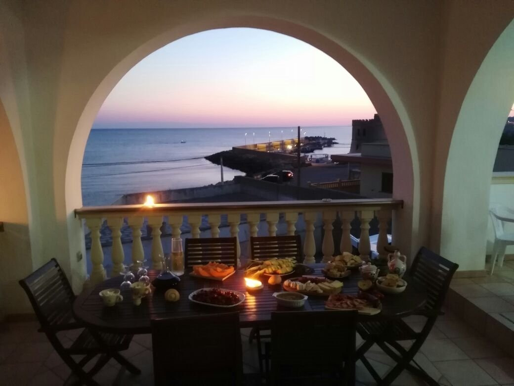 Torre Vado酒店住宿-B&B Monterossi