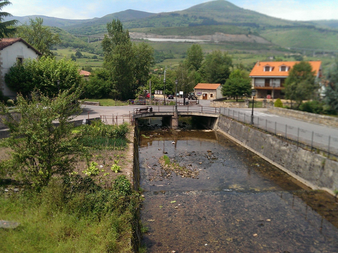 Barcena de Pie de Concha旅游攻略图片