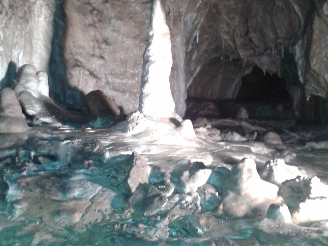 Cave Balcarka-Ostrov u Macochy必去景点