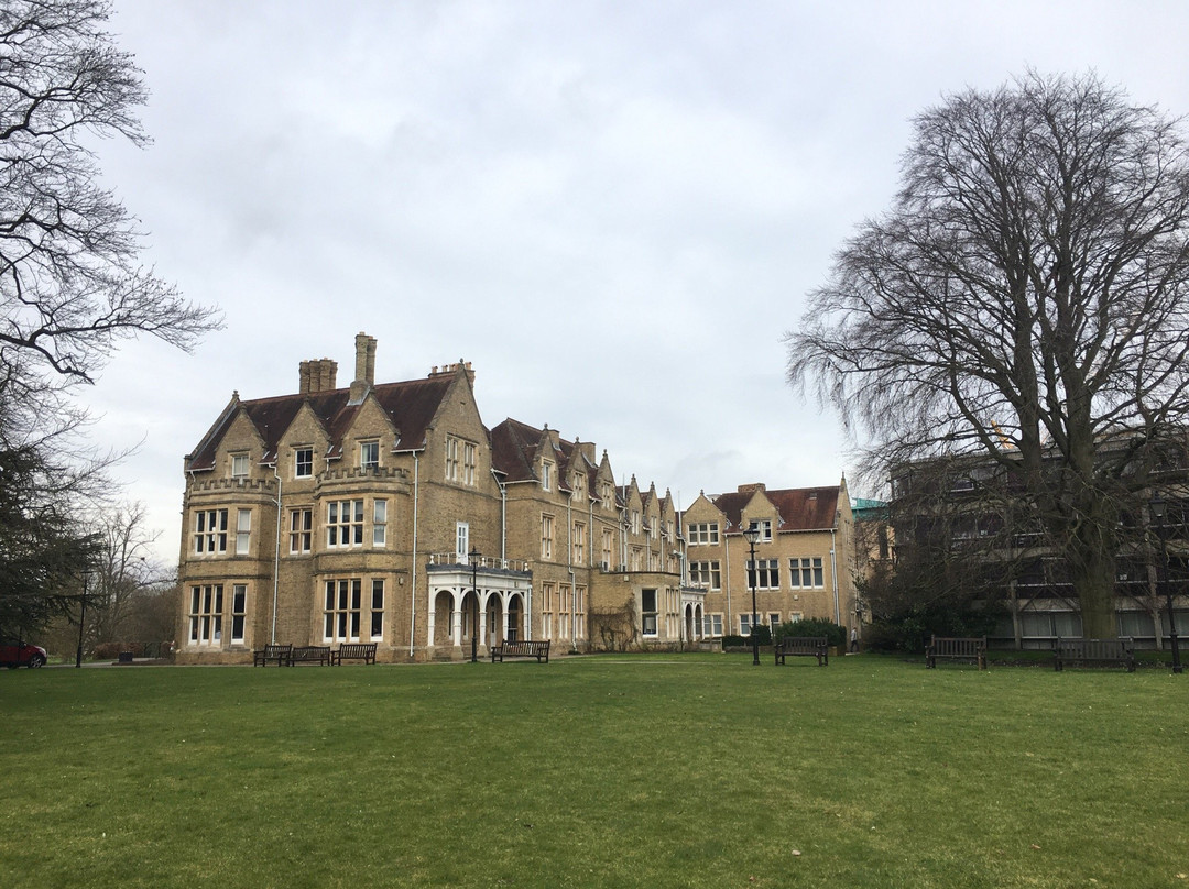 St. Hilda's College景点图片
