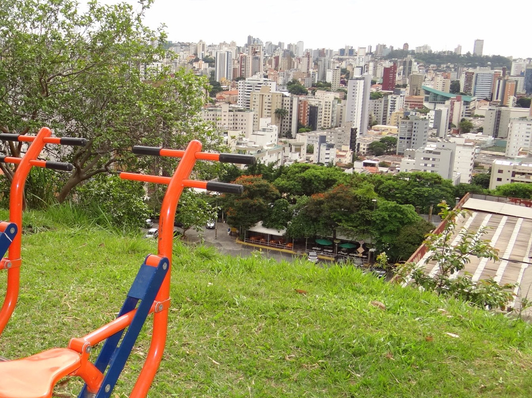 Parque Municipal Professor Amilcar Vianna Martins-贝洛哈里桑塔必去景点