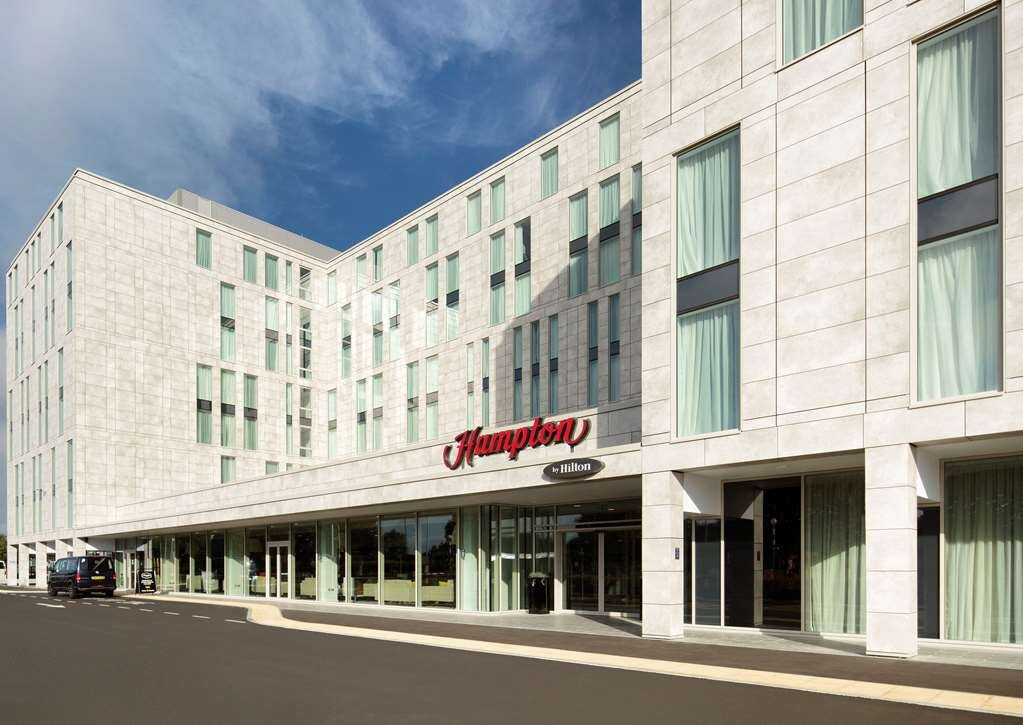 Hampton By Hilton London Stansted Airport主图