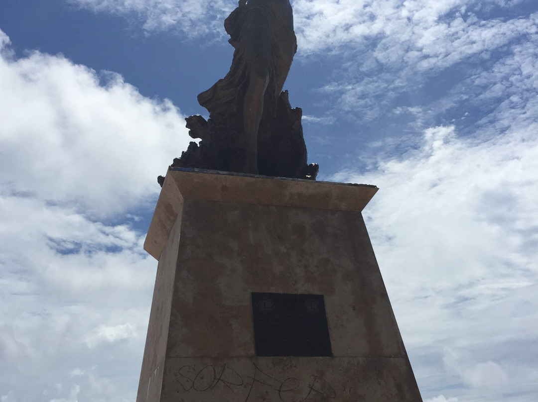 Monumento Mujer Mazalteca-马萨特兰必去景点