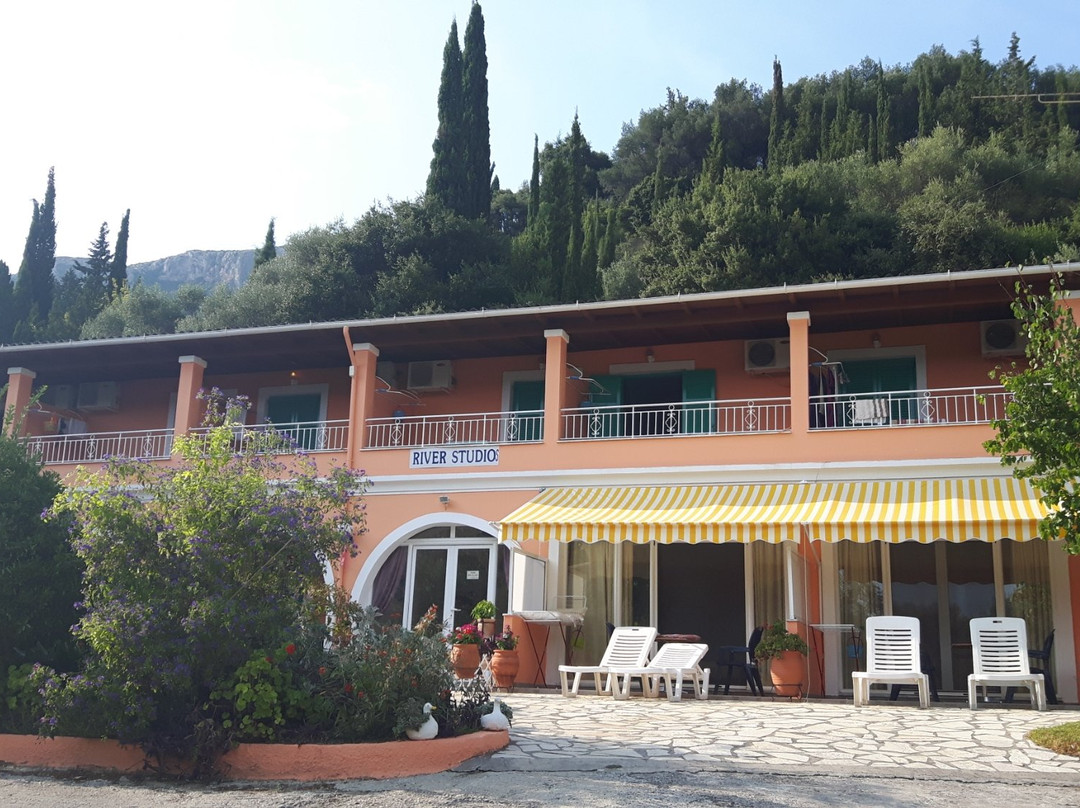 Doukades酒店住宿-River Studio Paleokastritsa