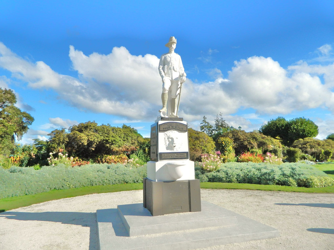 Fred W Wylie Memorial Statue景点图片