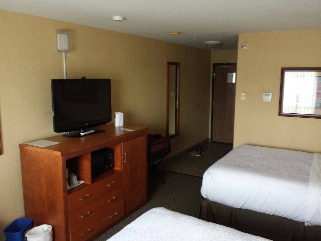 Holiday Inn & Suites Grande Prairie-conference Ctr By IHG