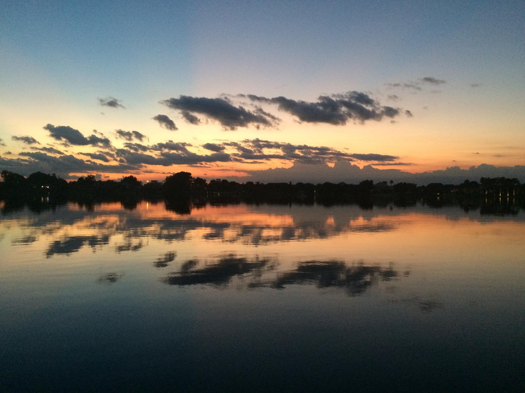 Chain Of Wakes-温特黑文必去景点