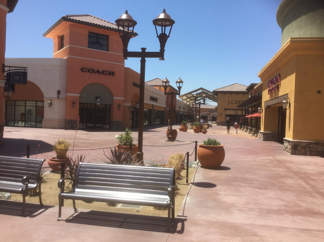Outlets at Tejon-Arvin必去景点