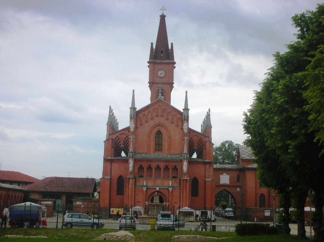 Chiesa di San Vittore Martire-Pollenzo必去景点
