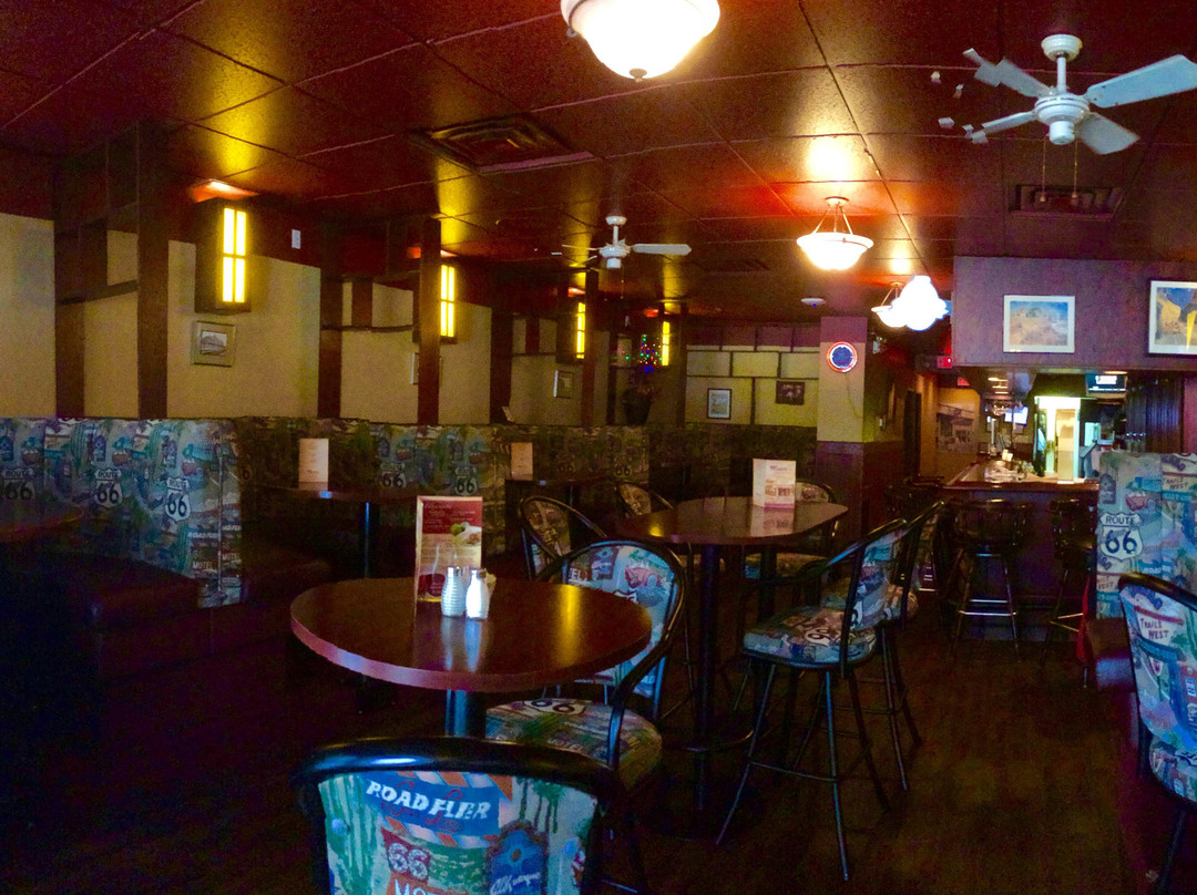 Mauro's Italian Cafe & Bar