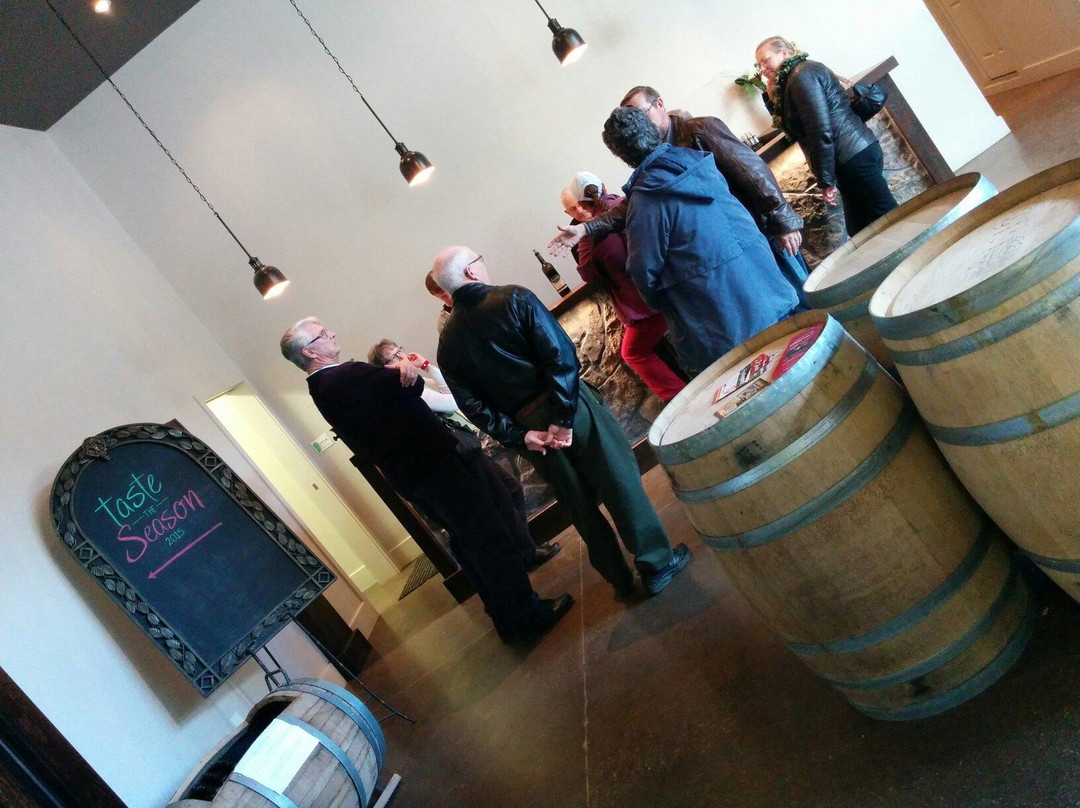 Palatine Hills Estate Winery-滨湖尼亚加拉必去景点