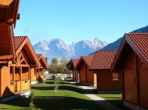 菲林多夫澳博雷酒店主图