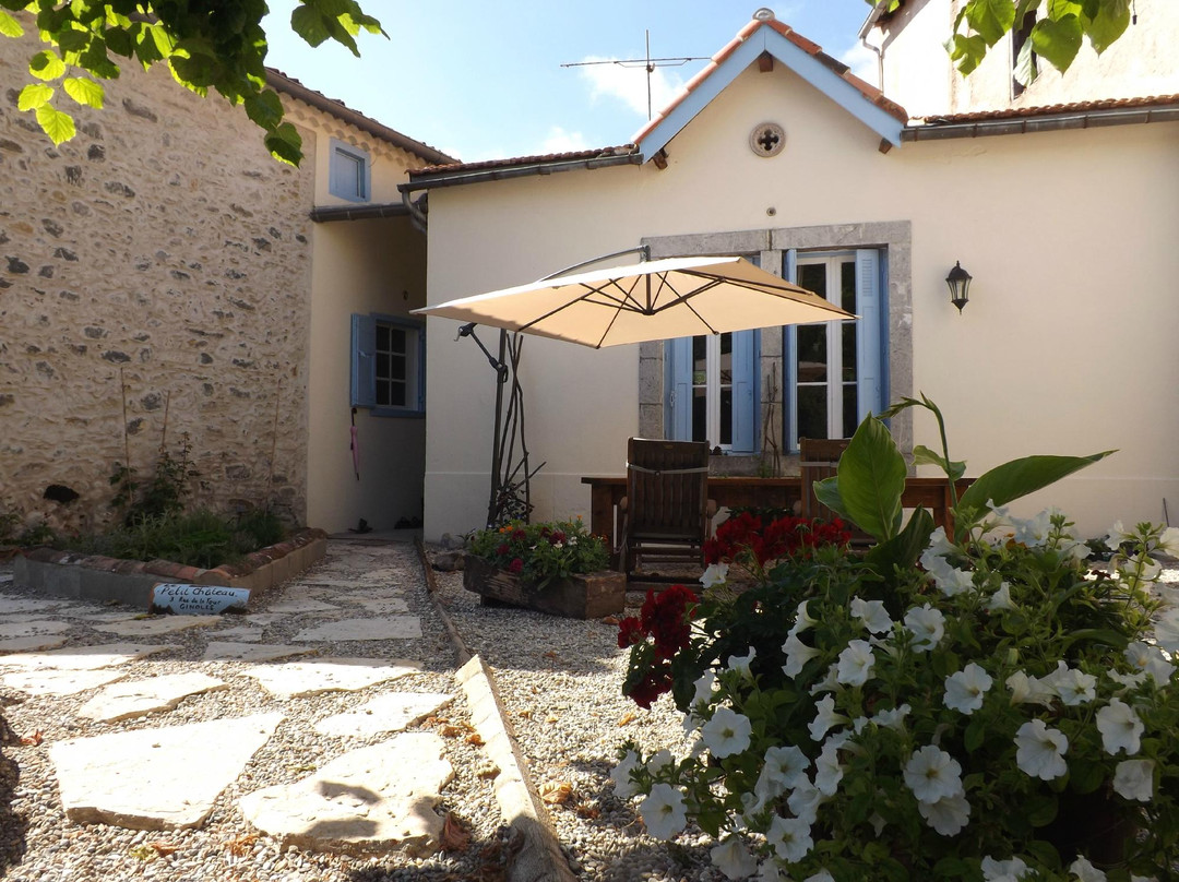 Marsa酒店住宿-Le Petit Chateau