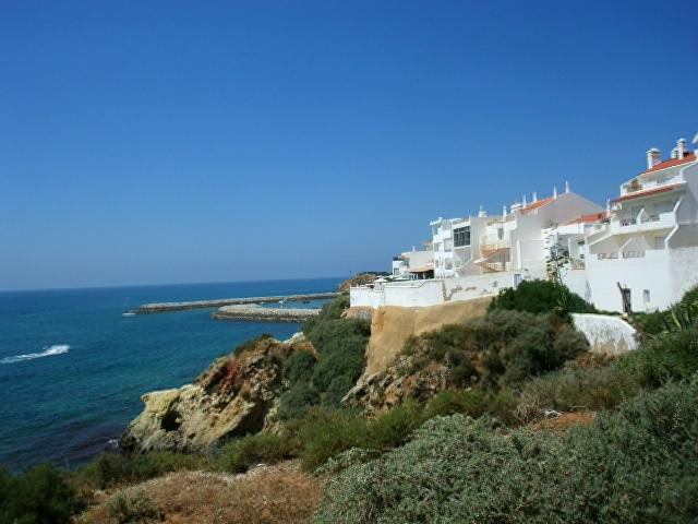 Praia dos Pescadores-阿尔布赞拉必去景点
