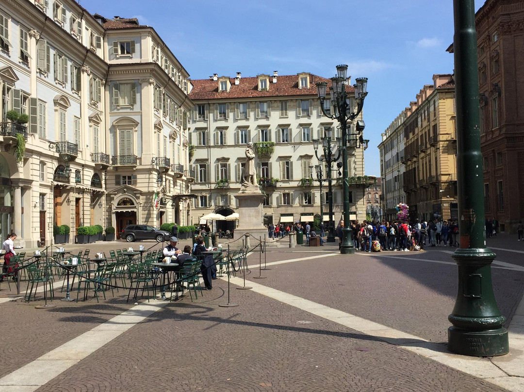 Piazza Carignano景点图片