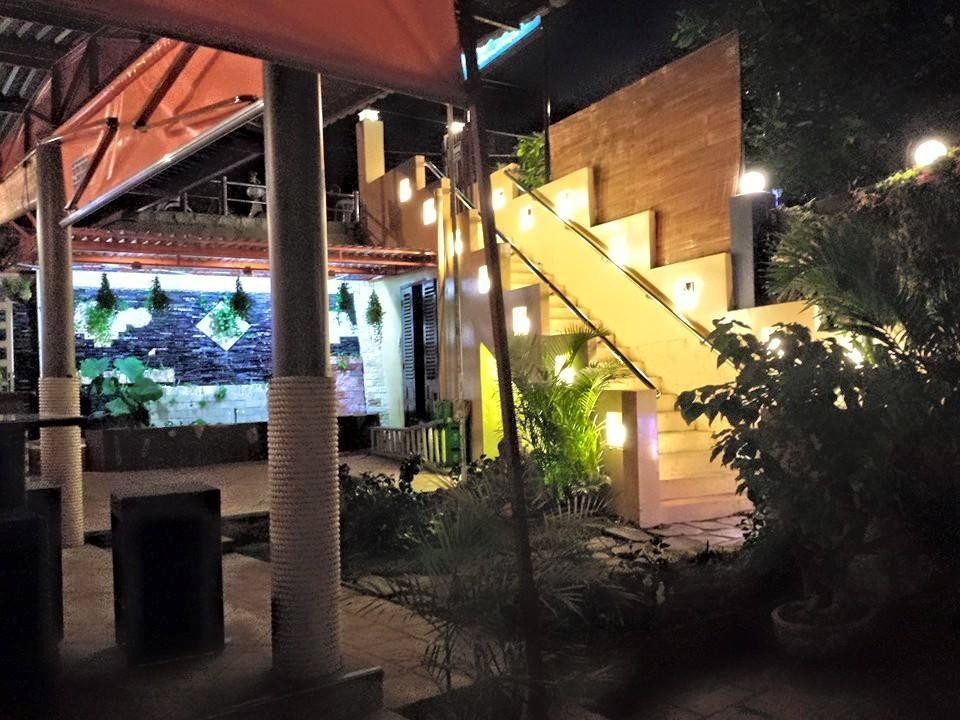 Haven Beach Lounge & Grill-头顿必去景点