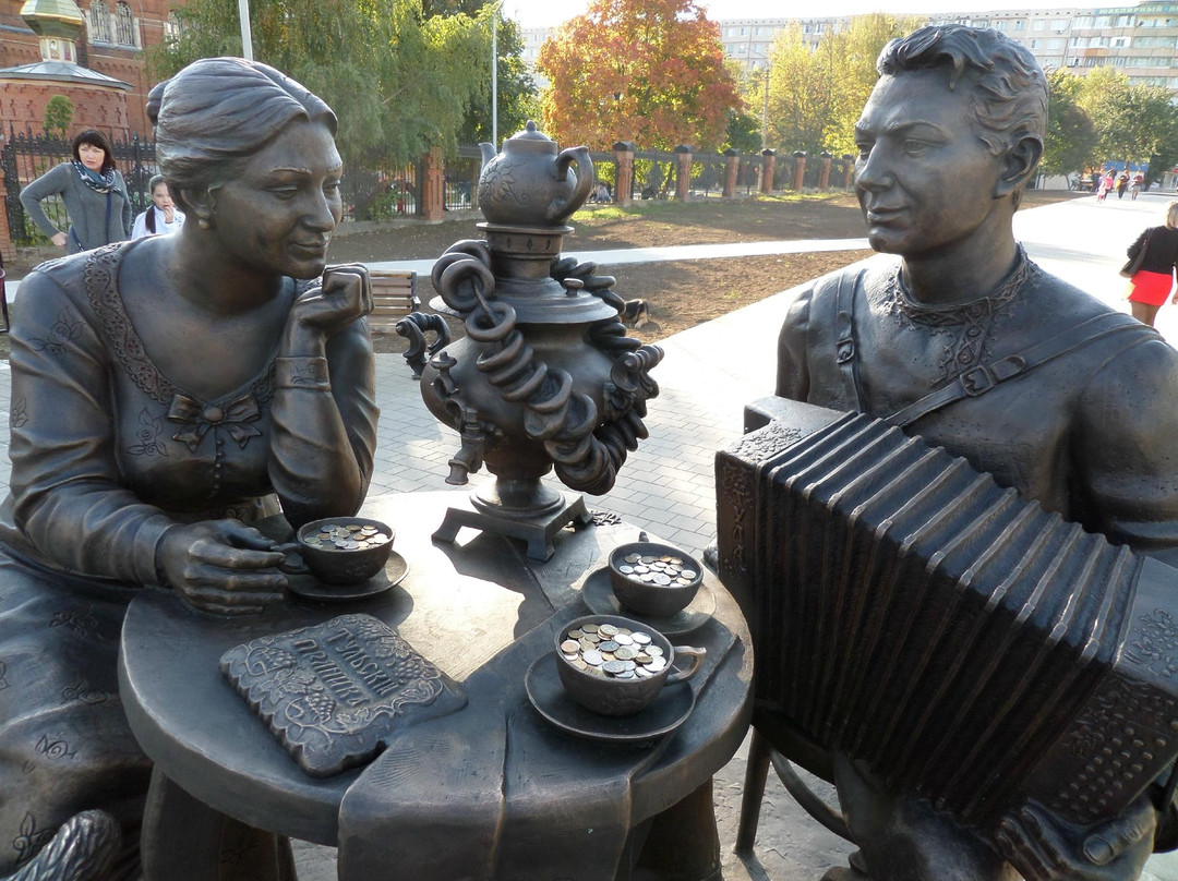Sculpture Tula Tea-Drinking-图拉必去景点