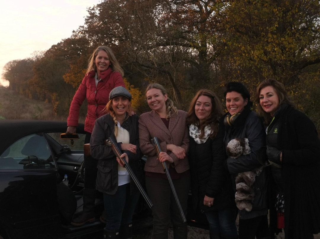Frock Stock and Barrel Clay Pigeon Shooting School景点图片
