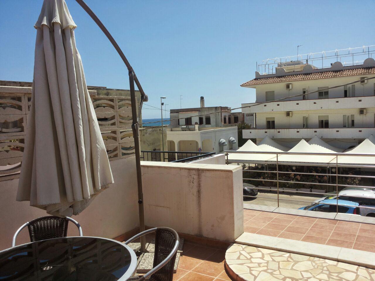 il geco rosso-客卧