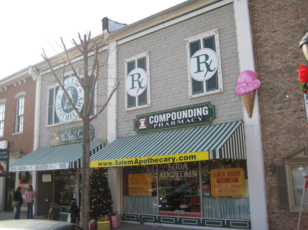 Salem餐馆和美食-The Soda Fountain at Salem Apothecary