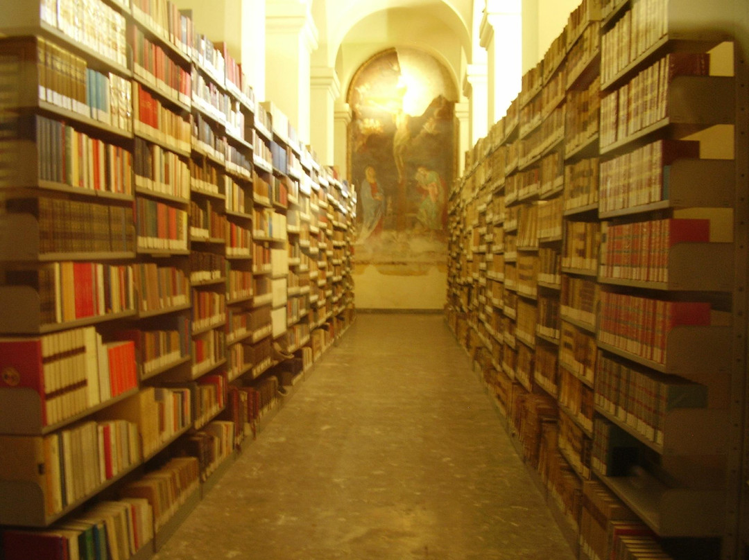 Complesso Monumentale di Santa Chiara-那不勒斯必去景点