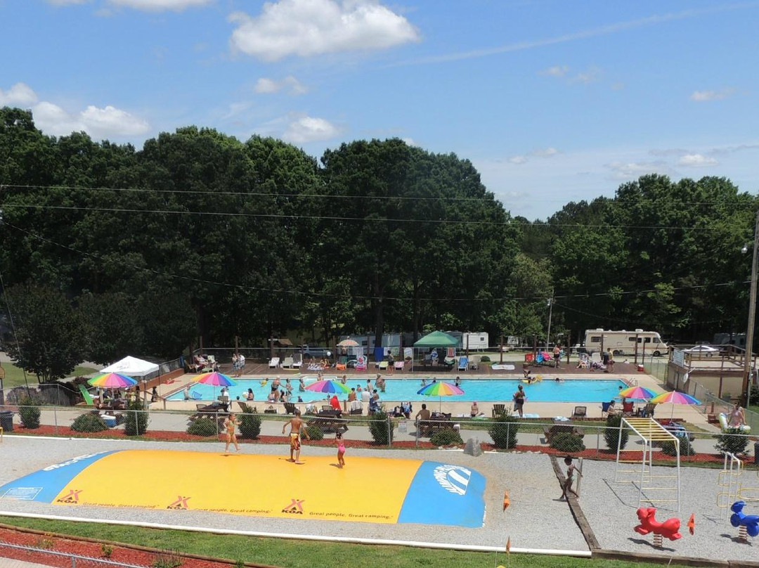Midway Campground Resort, a North Carolina Campground & RV Park