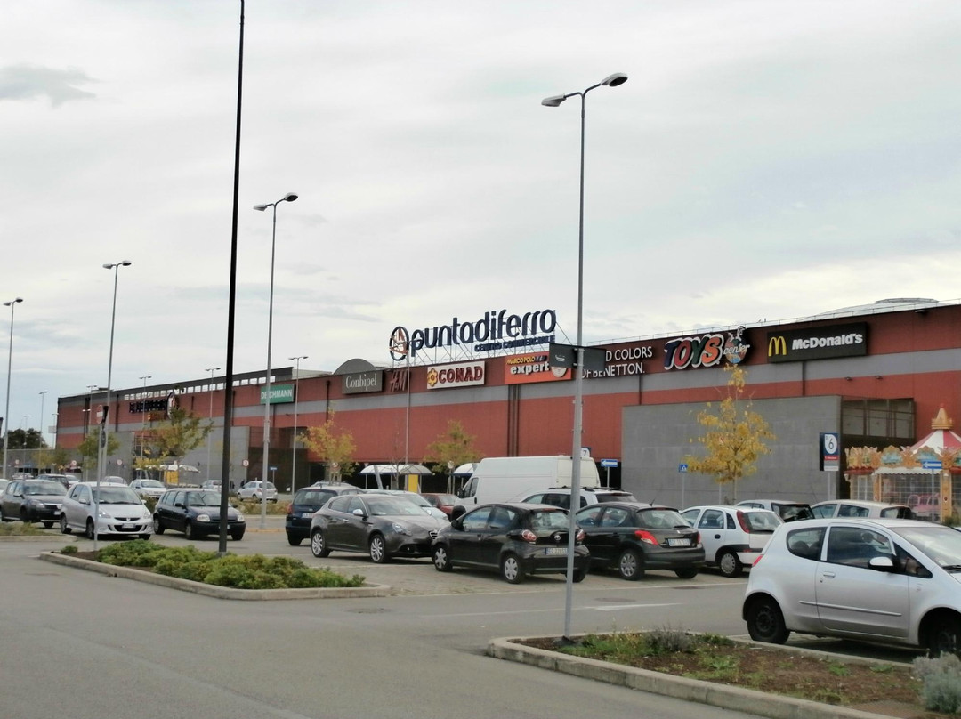 Puntadiferro Centro Commerciale景点图片