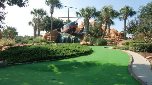 Shipwreck Island Miniature Golf景点图片