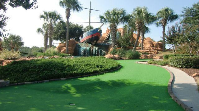 Shipwreck Island Miniature Golf-美特尔海滩必去景点