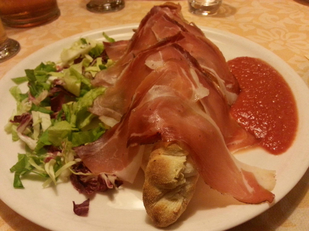 罗卡皮耶托雷餐馆和美食-Pizzeria Ristorante La Tirolese