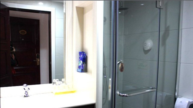 华南大酒店（湛江站店）主图