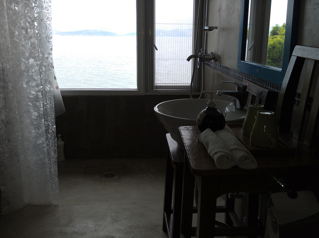 大理憨居客栈主图