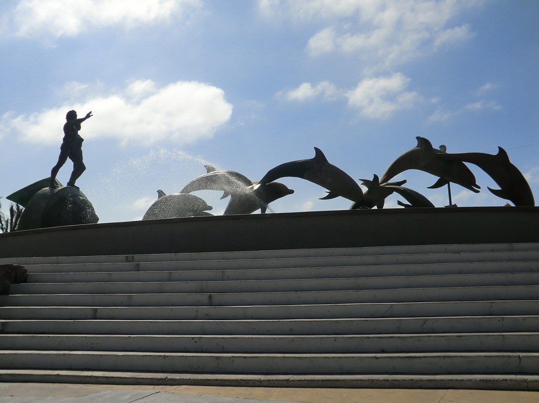 Continuity of Life-马萨特兰必去景点