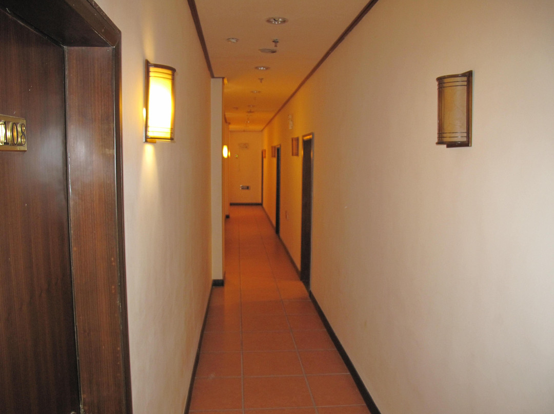 第一峰温泉度假村