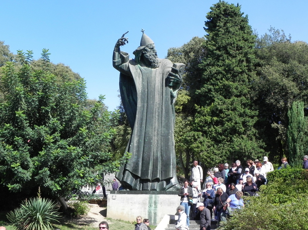 Grgur Ninski Statue-斯普利特必去景点