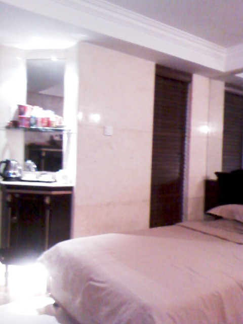 伯爵商务酒店主图