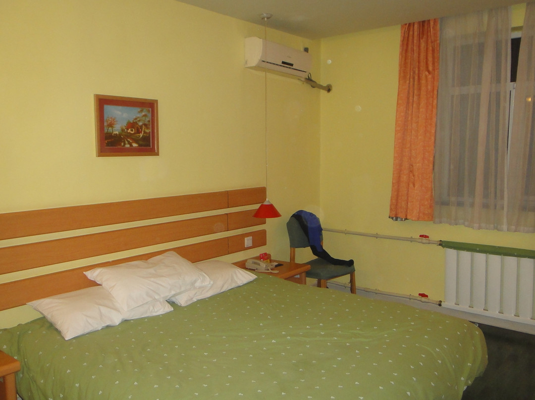 泰安如家火车站店主图