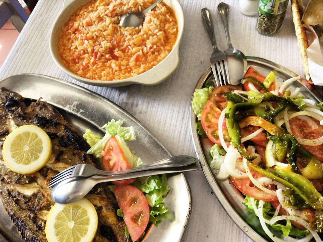 Sao Domingos de Rana餐馆和美食-Casa do Mar