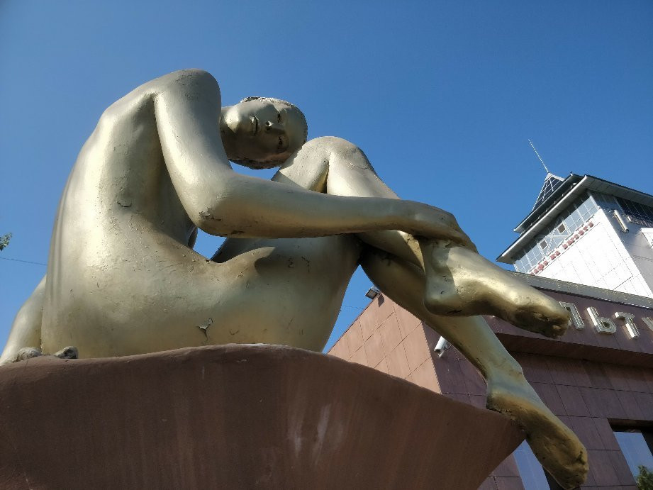 Sculpture Ostriches in Love-Lipetsk必去景点