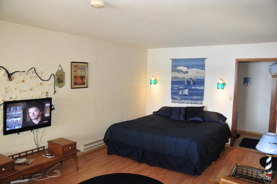 Blue Bluff Harbor Resort