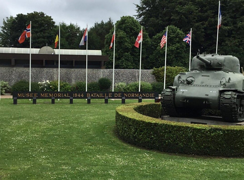 BAYEUX TAXIS-巴约必去景点