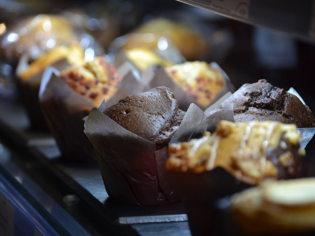 ETIENNE Coffee & Shop