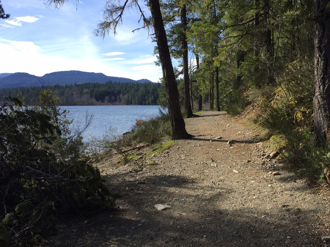 Sproat Lake Provincial Park景点图片