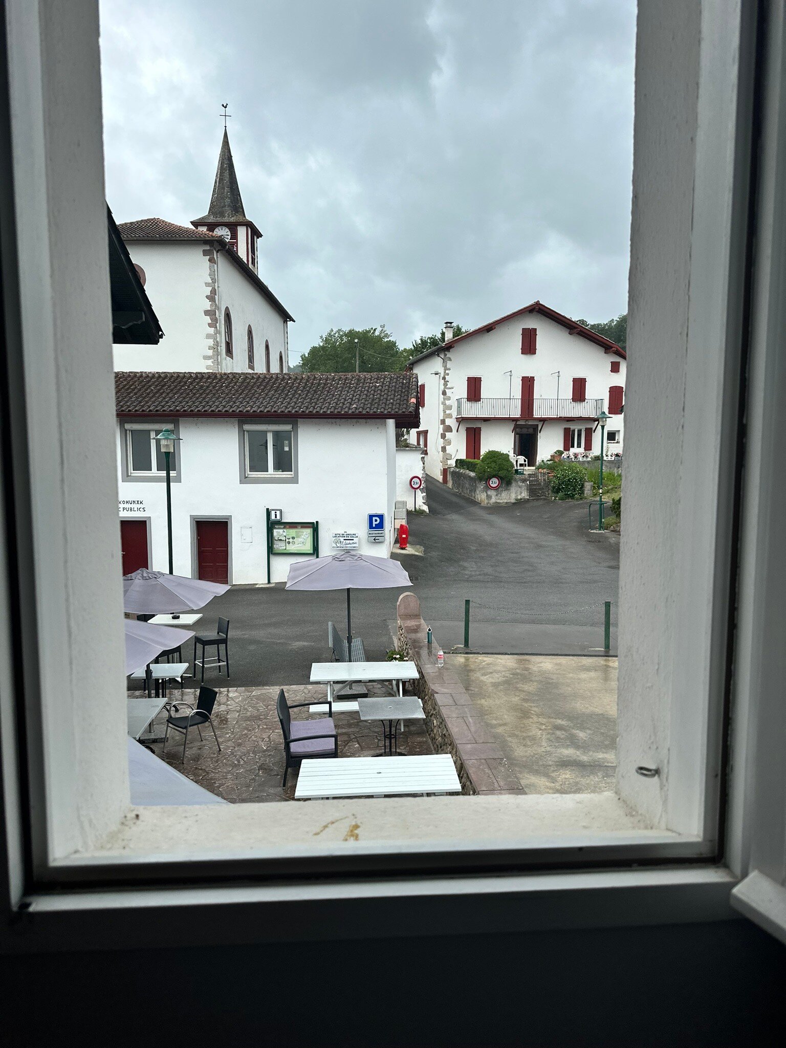 Auberge Etchoinia-官方