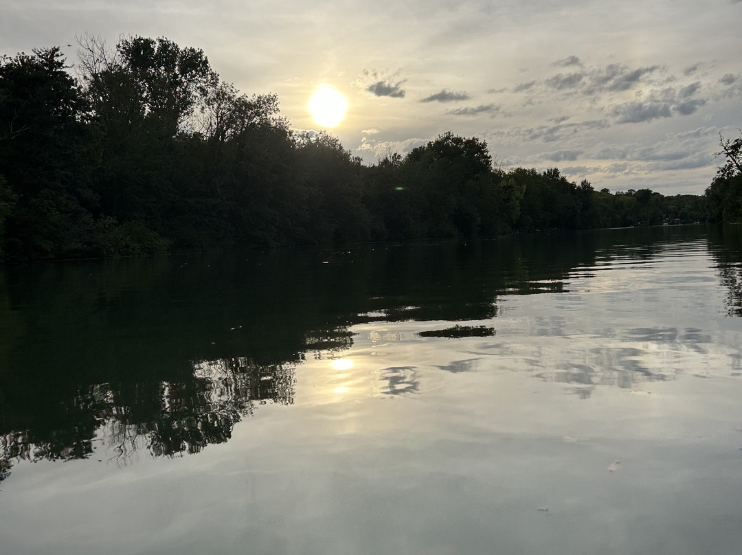 Marin d'Eau Douce景点图片