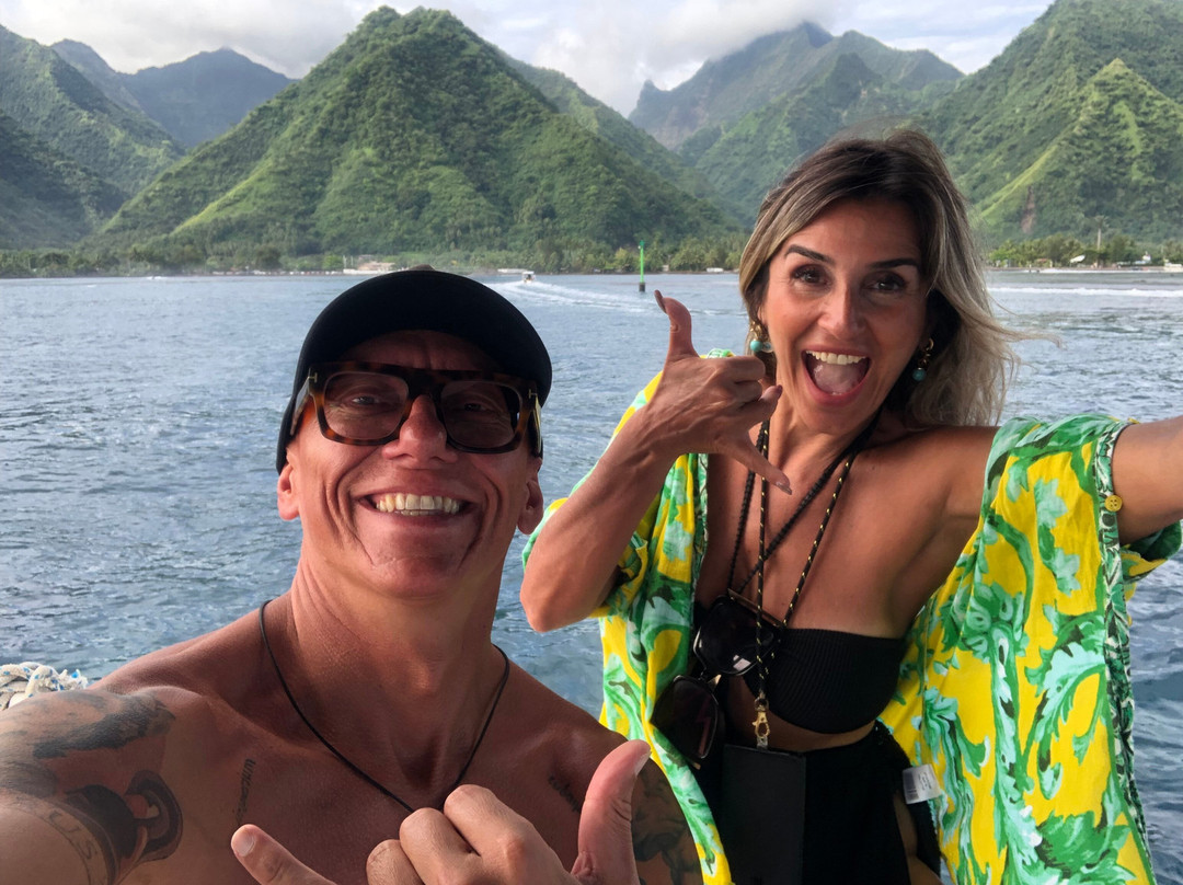 Teahupoo Excursion Taxi Boat景点图片