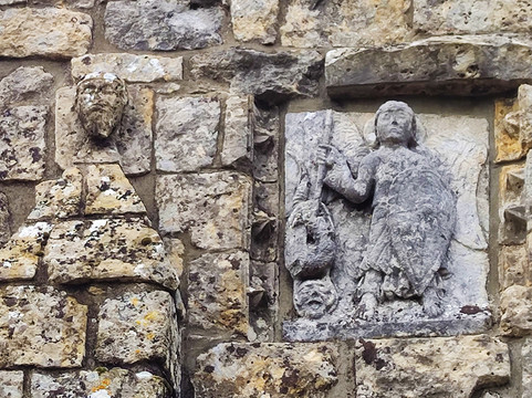 Église Saint-Pierre et Saint-Paul de Chail à Fontivillié-Fontivillie必去景点