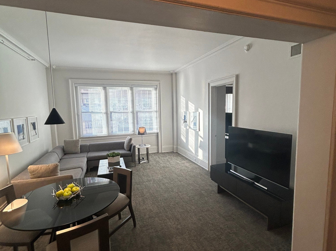 里滕豪斯广场AKA酒店主图