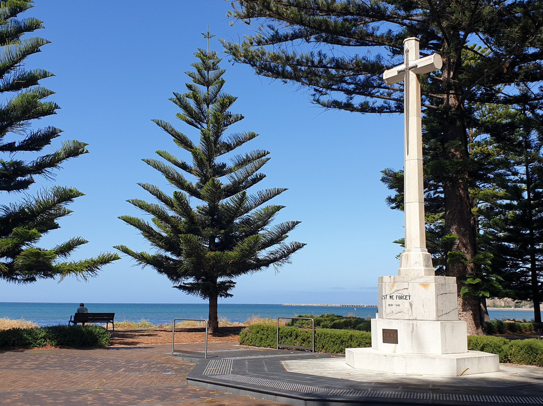Victor Harbour Cenotaph-维克多港必去景点