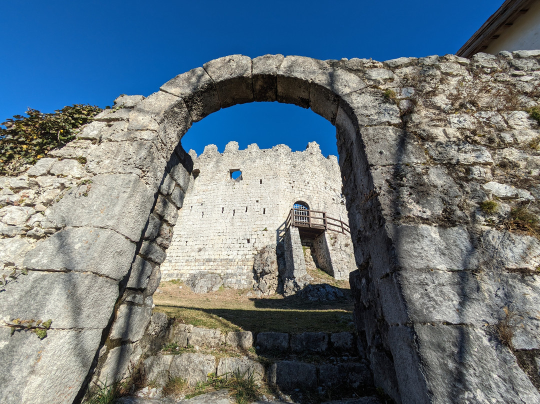 Castello di Toppo (Travesio)景点图片